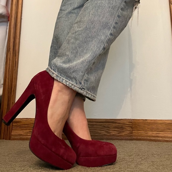 ALDO Red Suede Pumps - Picture 1 of 3